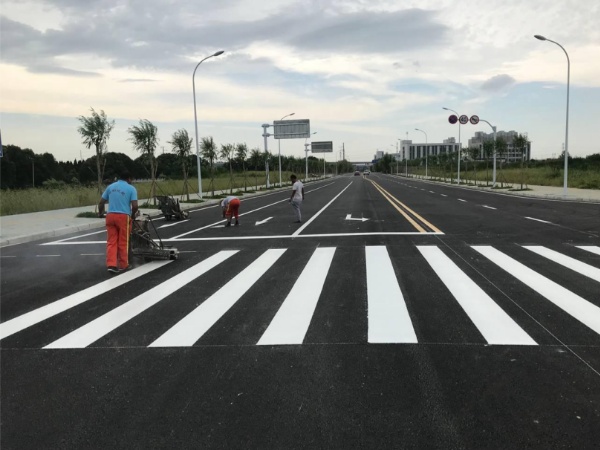 仙居夜间道路划线施工噪音太大扰民怎么办，这事儿到底该怎么破？